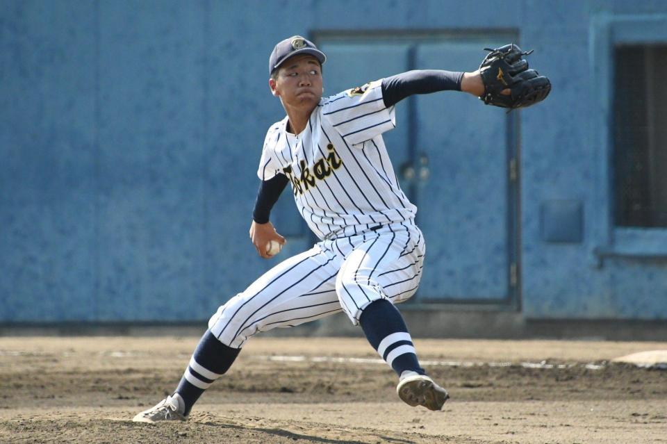 二番手として登板した、東海大大阪仰星・忠島直希投手
