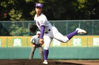 先発し力投する、天理・橋本桜佑投手