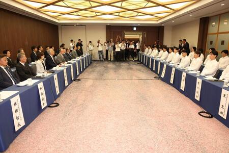 １２球団オーナーと選手会が協議（撮影・金田祐二）