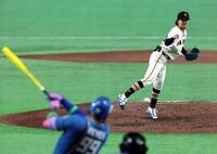 ６回、田中瑛はレイエスに左前を許す（撮影・山口登）