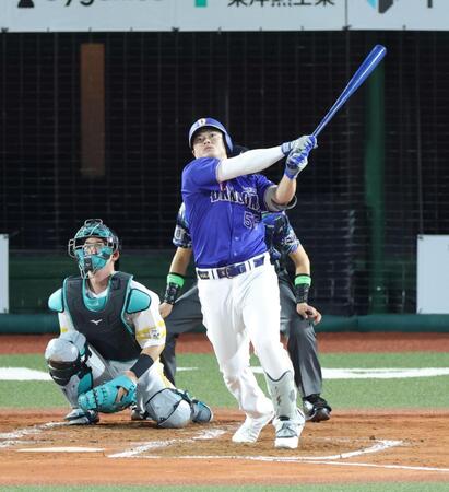 ３回、ソロを放つ細川（撮影・西岡正）