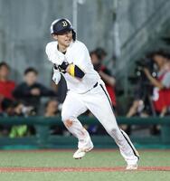 ソフトバンク 城島健司氏がめちゃかっこよ ド派手なスーツコーデで