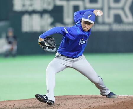 ８回裏に３番手で登板した岩田
