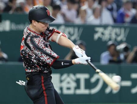 １回、松本が先制の左越えソロを放つ