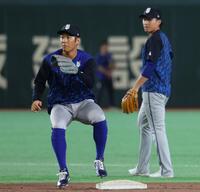 １軍に合流した京田（左）