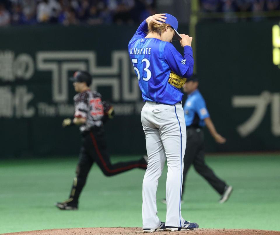 ６回、泉口にソロを浴びた中川颯