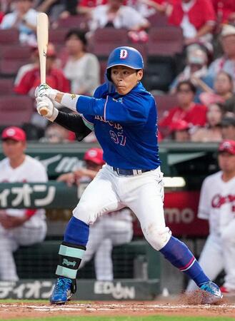 ３回、樋口が左前に先制打を放つ