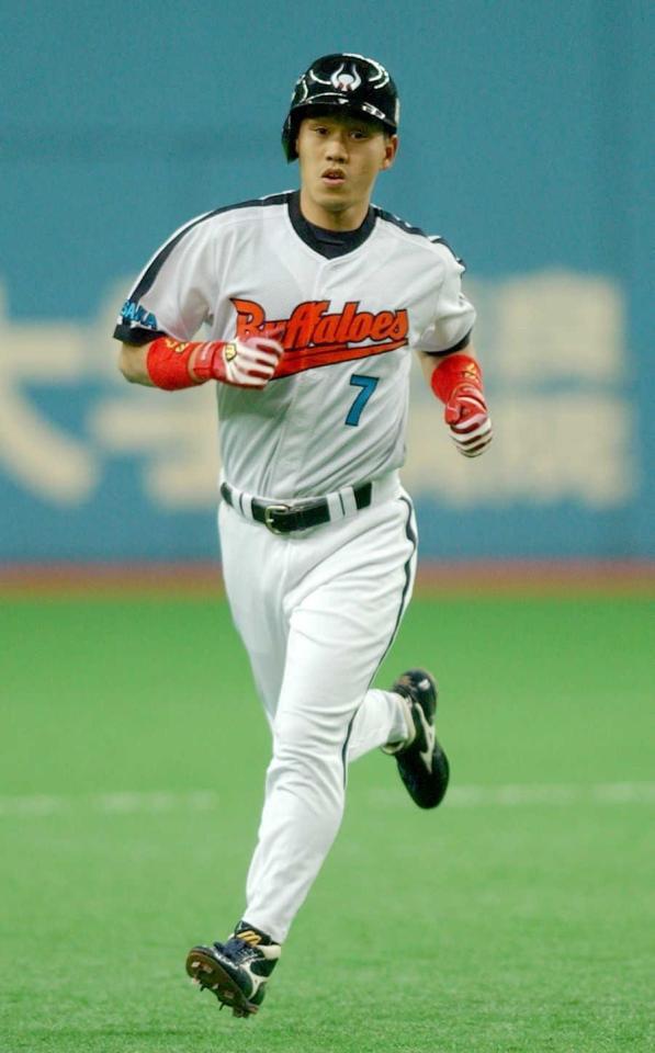 　初回先頭弾の大村＝２００３年５月２日