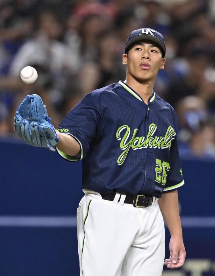 　１回、中日・細川に先制打を許した山野