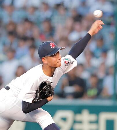 力投する先発の聖隷クリストファー・高部陸（撮影・西田忠信）