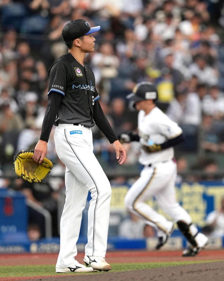 １回、山中（奥）に先制ソロを浴びた広池。６回５失点で６敗目を喫した