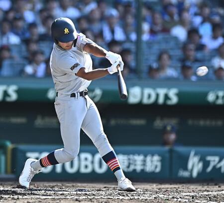 １回、先制の中前適時打を放つ藤川哲（撮影・開出牧）