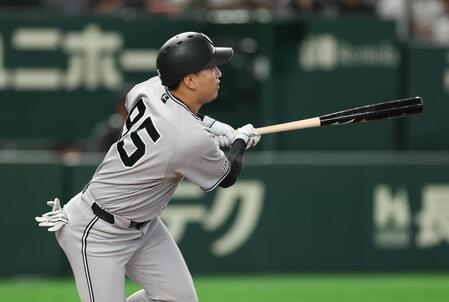 ３回、勝ち越し２点適時打を放つ笹原（撮影・金田祐二）