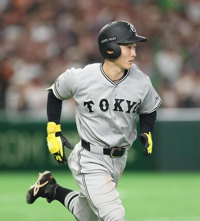 ３回、左前にに２点適時打を放つ浦田（撮影・金田祐二）