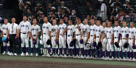 英明に敗れた関東第一ナイン（撮影・中田匡峻）
