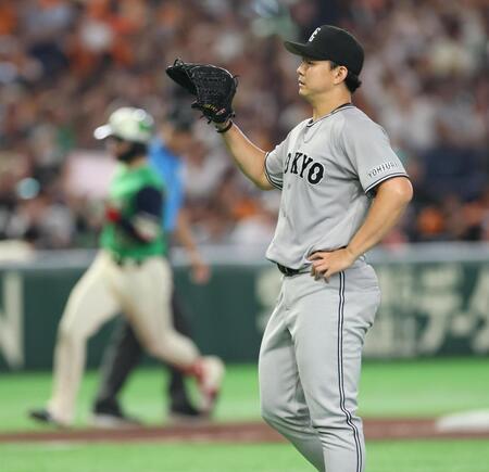 ４回、鈴木叶に２ランを浴びる小笠原（撮影・金田祐二）