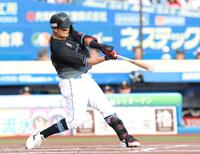 １回、右越え２ランを放つ山口（撮影・伊藤笙子）