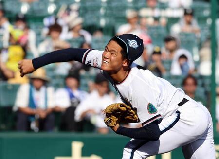 先発し力投する高川学園・木下瑛二（撮影・山口登）
