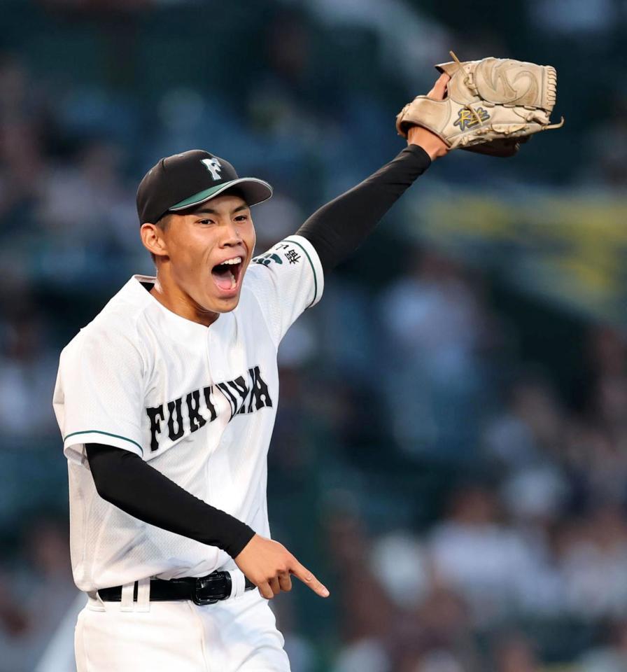 先発し力投する福山・来山凌也（撮影・山口登）