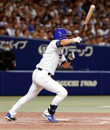 ２回、大野が中前に２点打を放つ