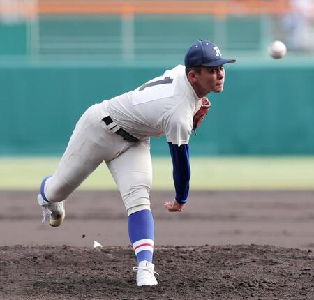 享栄戦に先発した履正社・木村