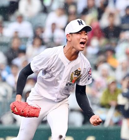 ４回、田中を空振り三振に仕留めた佐野日大・沖崎