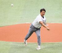 始球式を務める松坂大輔氏（撮影・中島達哉）