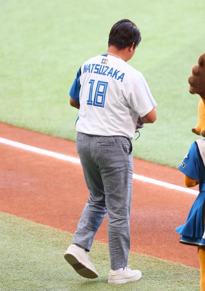 始球式を務める松坂大輔氏（撮影・中島達哉）