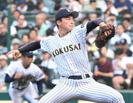 　力投する東日本国際大昌平・照沼（撮影・高部洋祐）