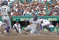 ７回、打者久保村のとき、本盗を決める三走赤間