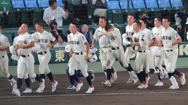 泣き崩れた日南学園 監督は横浜に拍手