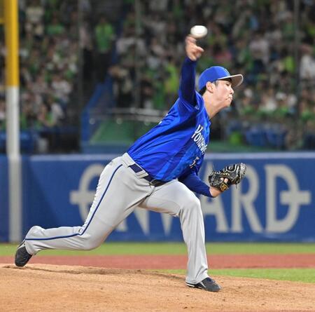 ７回１イニングをピシャリと抑えた浜地（撮影・持木克友）