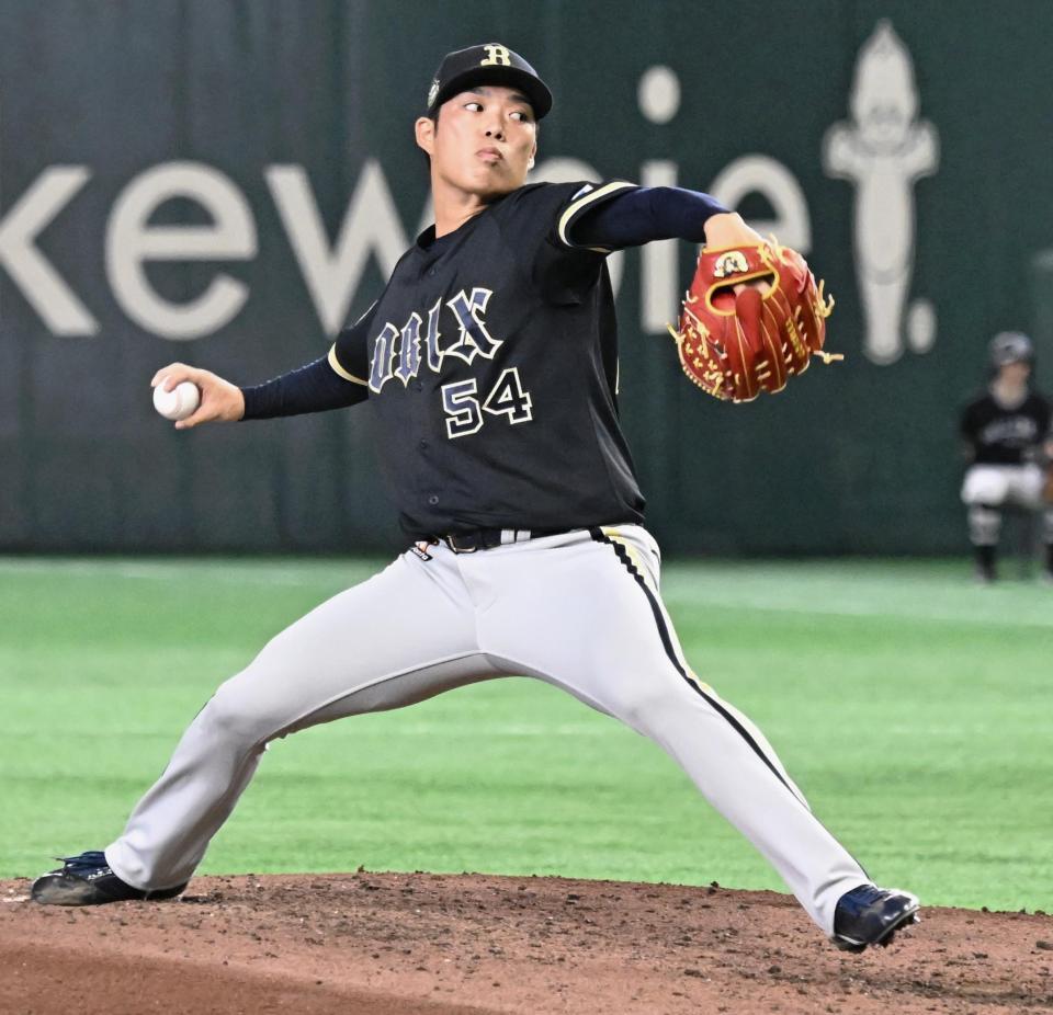 　７回にプロ初登板したオリックス・東山