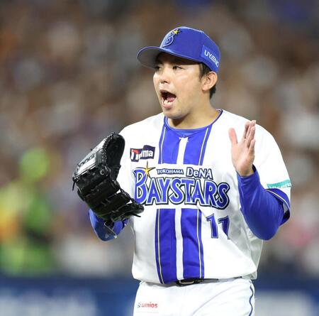 ７回を抑え、ほえる東（撮影・伊藤笙子）