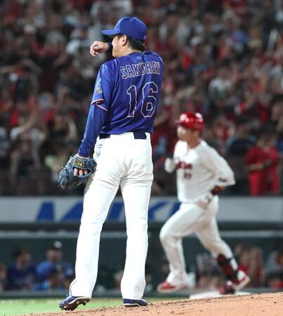 ４回、持丸にソロを浴びた桜井（撮影・北村雅宏）