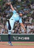 力投する渡辺（撮影・持木克友）
