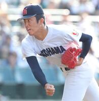 １回、力投する横浜・織田翔希（撮影・坂部計介）