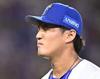 ３回途中で降板し悔しさをにじませる藤浪（撮影・開出牧）