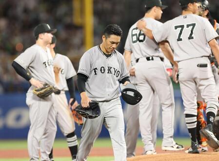 ３回、降板する則本（撮影・金田祐二）