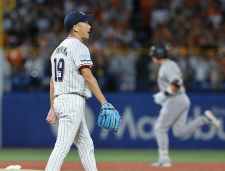 １回、ダルベック（右）に２ランを浴びた石川