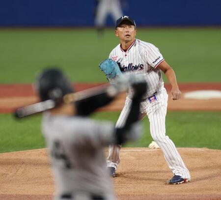 １回、佐々木に適時二塁打を浴びる石川（撮影・金田祐二）