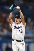 １回、不調を訴える石川（撮影・金田祐二）