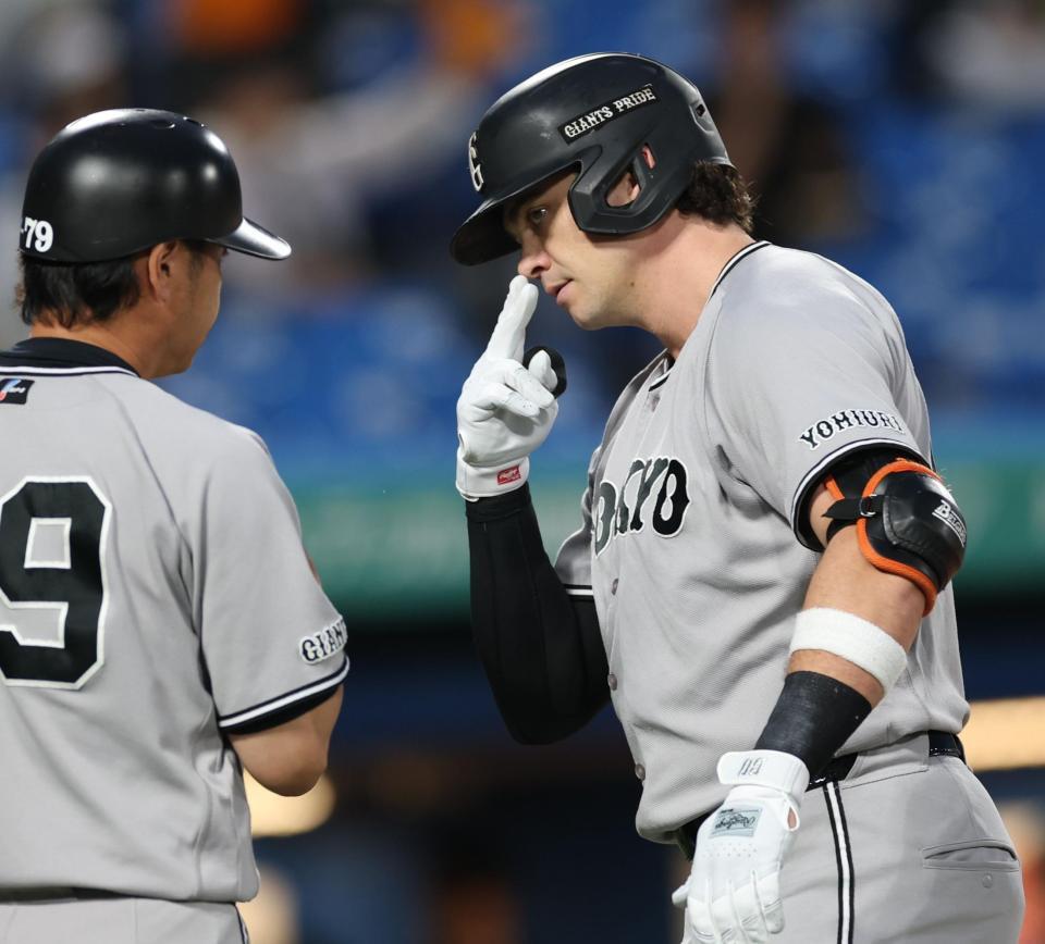 １回、右越え２ランを放つダルベック（撮影・金田祐二）