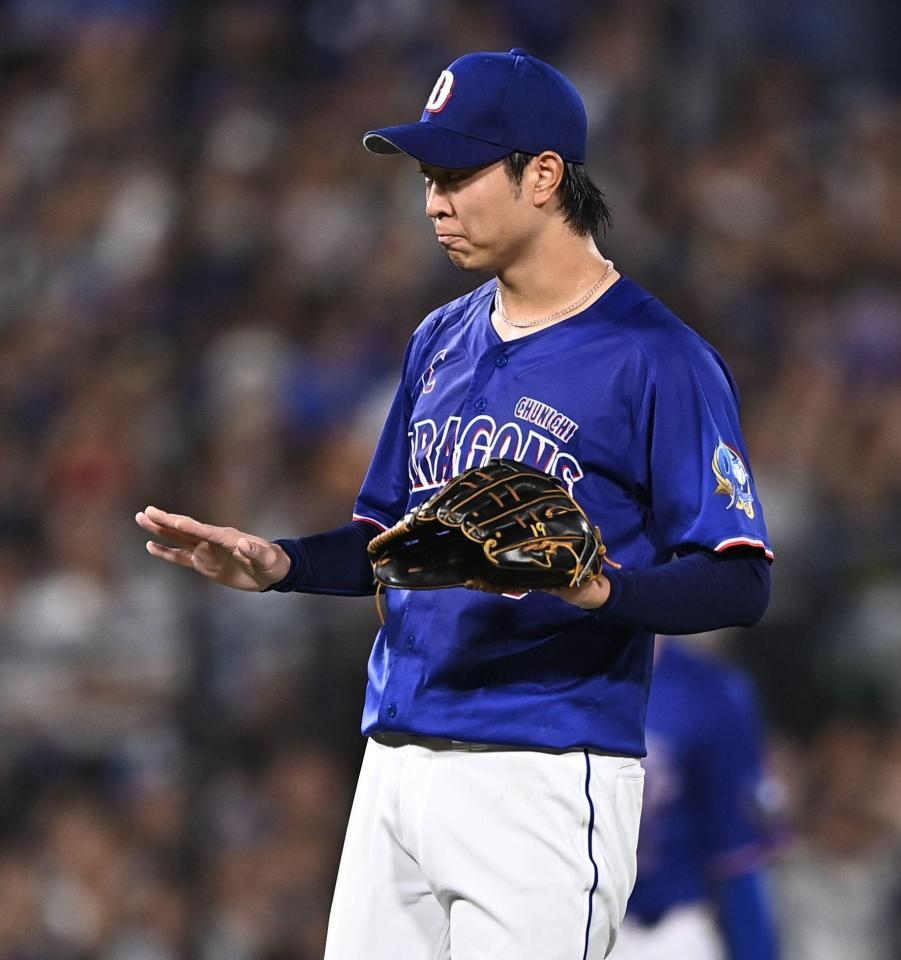 ７回、筒香に四球を与え完全試合の夢破れるも冷静沈着な高橋（撮影・開出牧）