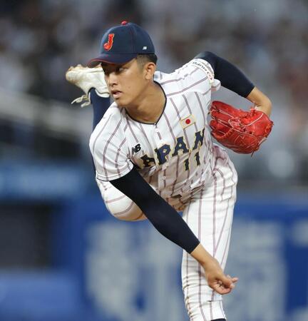 大学日本代表を相手に力投する織田翔希（撮影・西岡正）