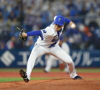 力投する岩田（撮影・石井剣太郎）