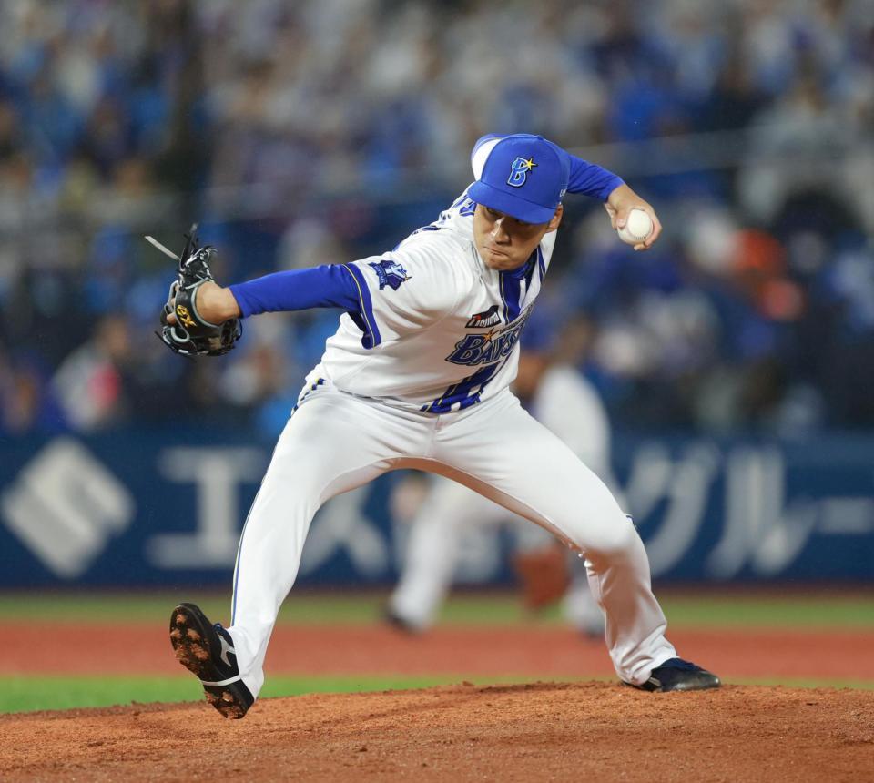 力投する岩田（撮影・石井剣太郎）