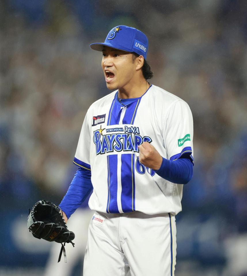 ６回、ピンチをしのぎ吠える岩田（撮影・石井剣太郎）
