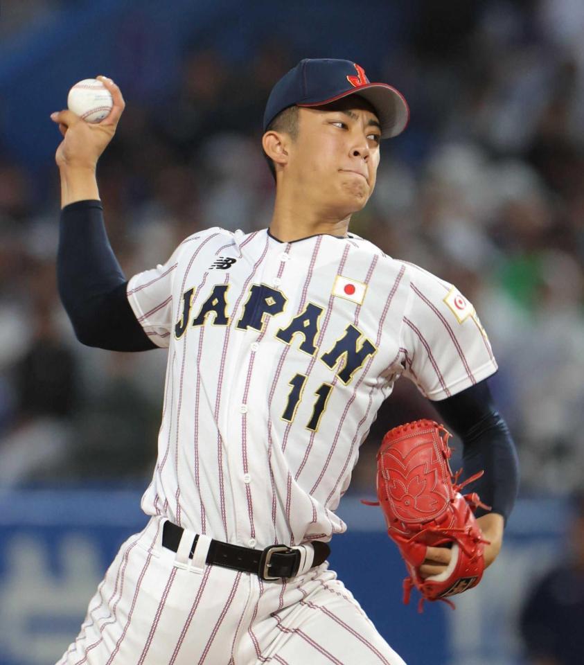 　雨の中で力投を見せる織田（撮影・佐々木彰尚）