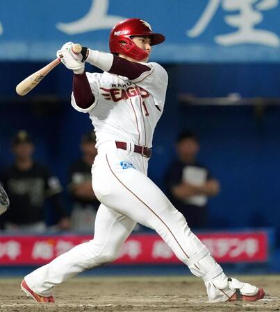 ７回、宗山が右越えに２打席連続となる本塁打を放つ